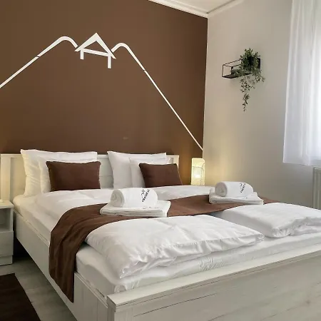 Appartement Csatari Haz - Szekszárd Extérieur photo